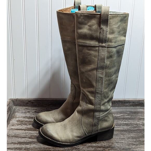 Lucky Brand Hibiscus Destressed Tall Riding Leather Boots  Size 6M - Picture 3 of 8